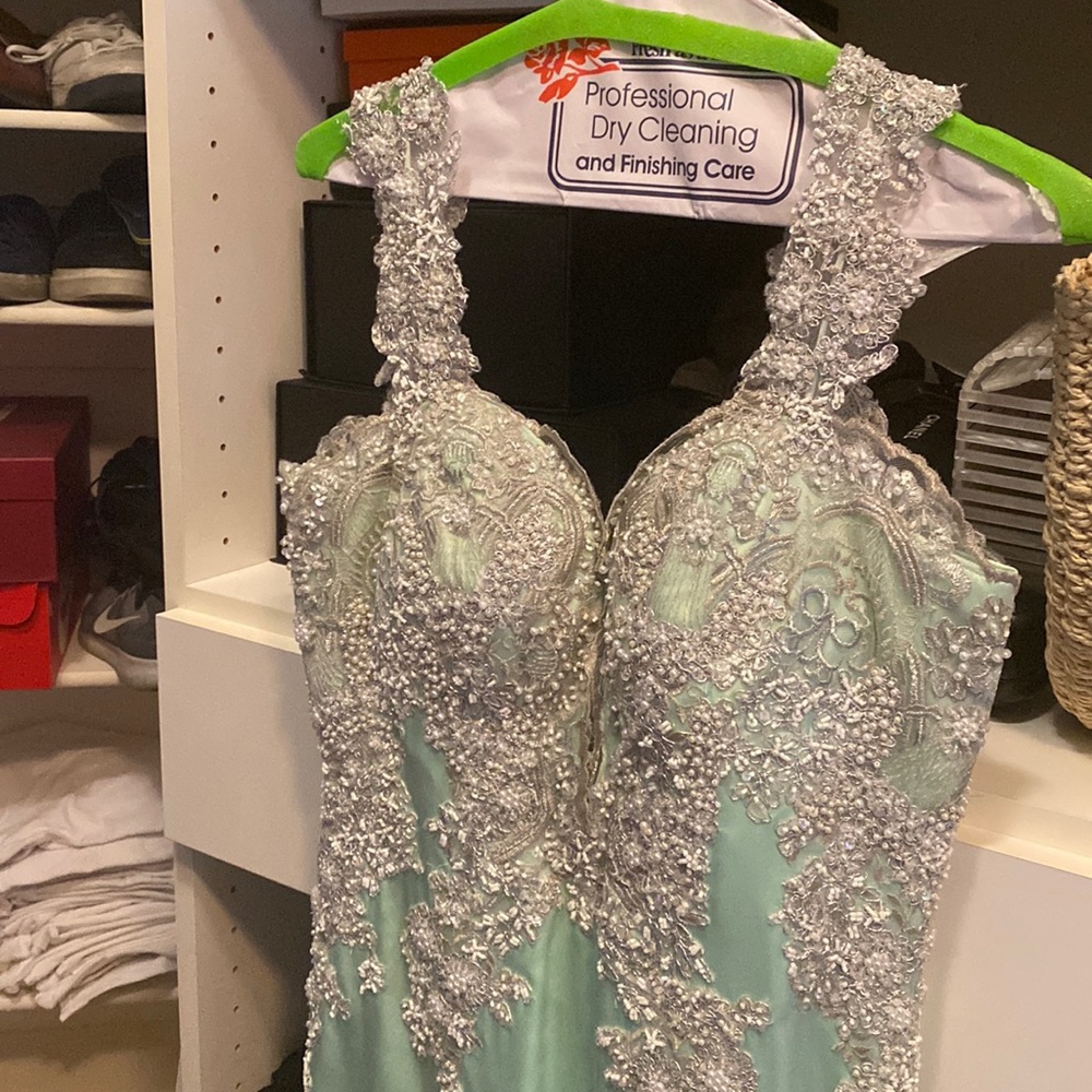 Custom Baracci Gown in Mint, fits size 4/6